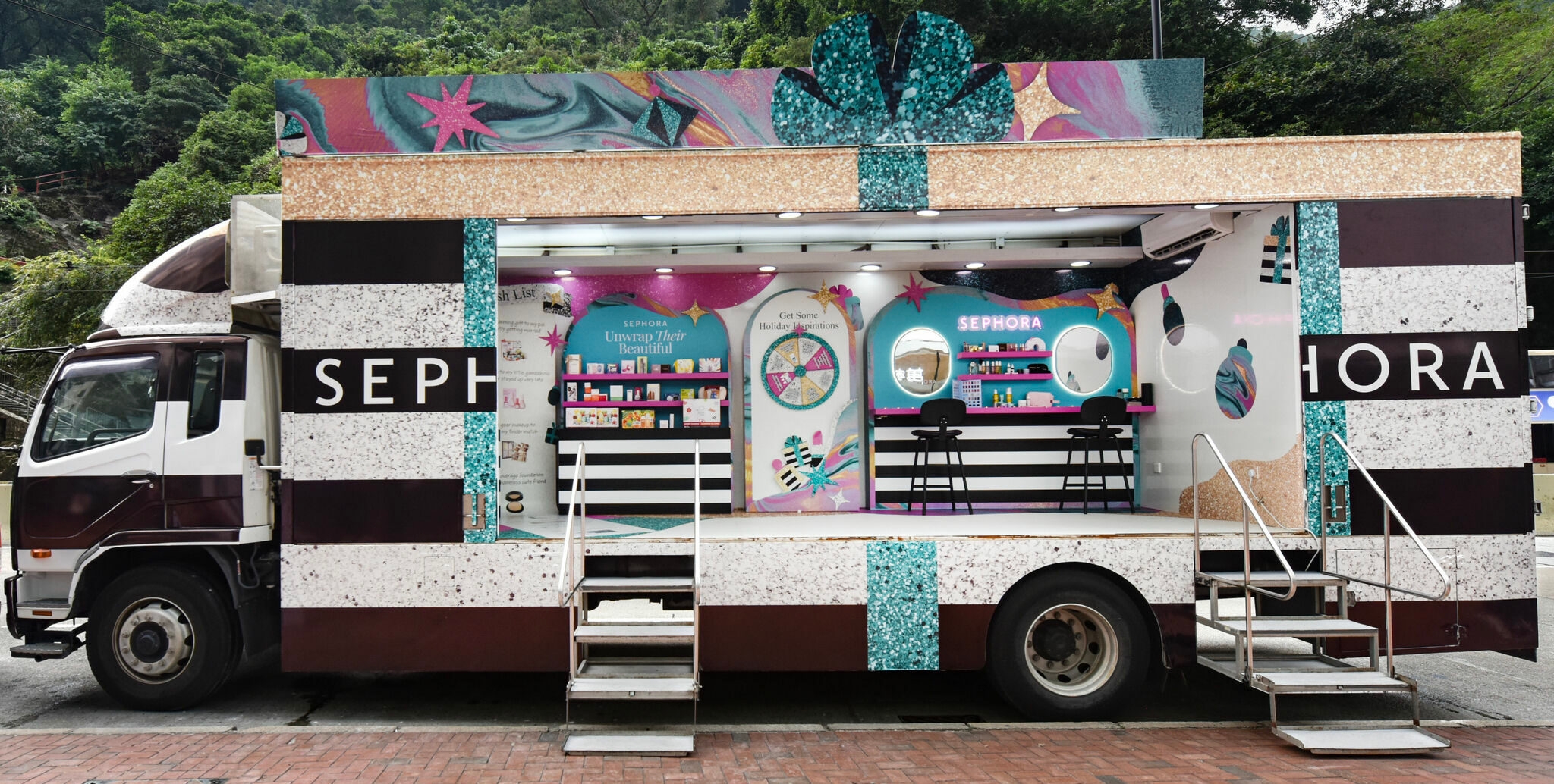 Sephora's Majlis on Wheels promises glam on the go this Ramadan