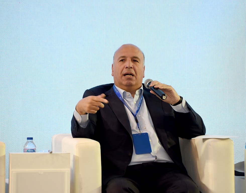 أحمد هيكل: صعود سعر الفائدة في أمريكا ستؤثر بشكل مباشر على أسعار الخيار والطماطم في مصر
