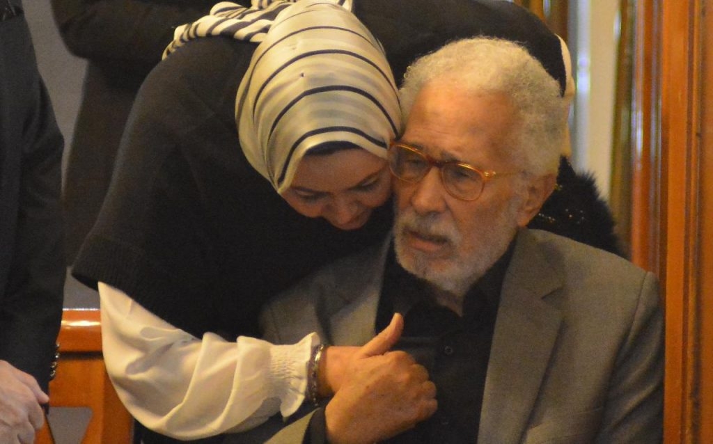 رئيس الوزراء ردًّا على سؤال «المال»: أعتذر للفنان عبد الرحمن أبو زهرة ولأي مواطن تعرّض لوقف معاشه بالخطأ