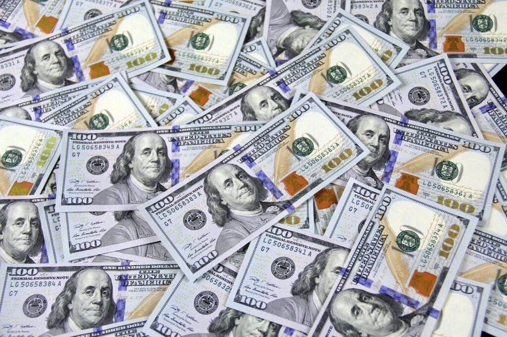 سعر الدولار اليوم الثلاثاء 18-3-2025 أمام الجنيه فى نهاية التعاملات