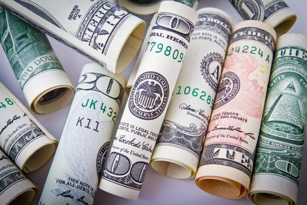 سعر الدولار اليوم الأربعاء 14-5-2025 أمام الجنيه في ختام التعاملات