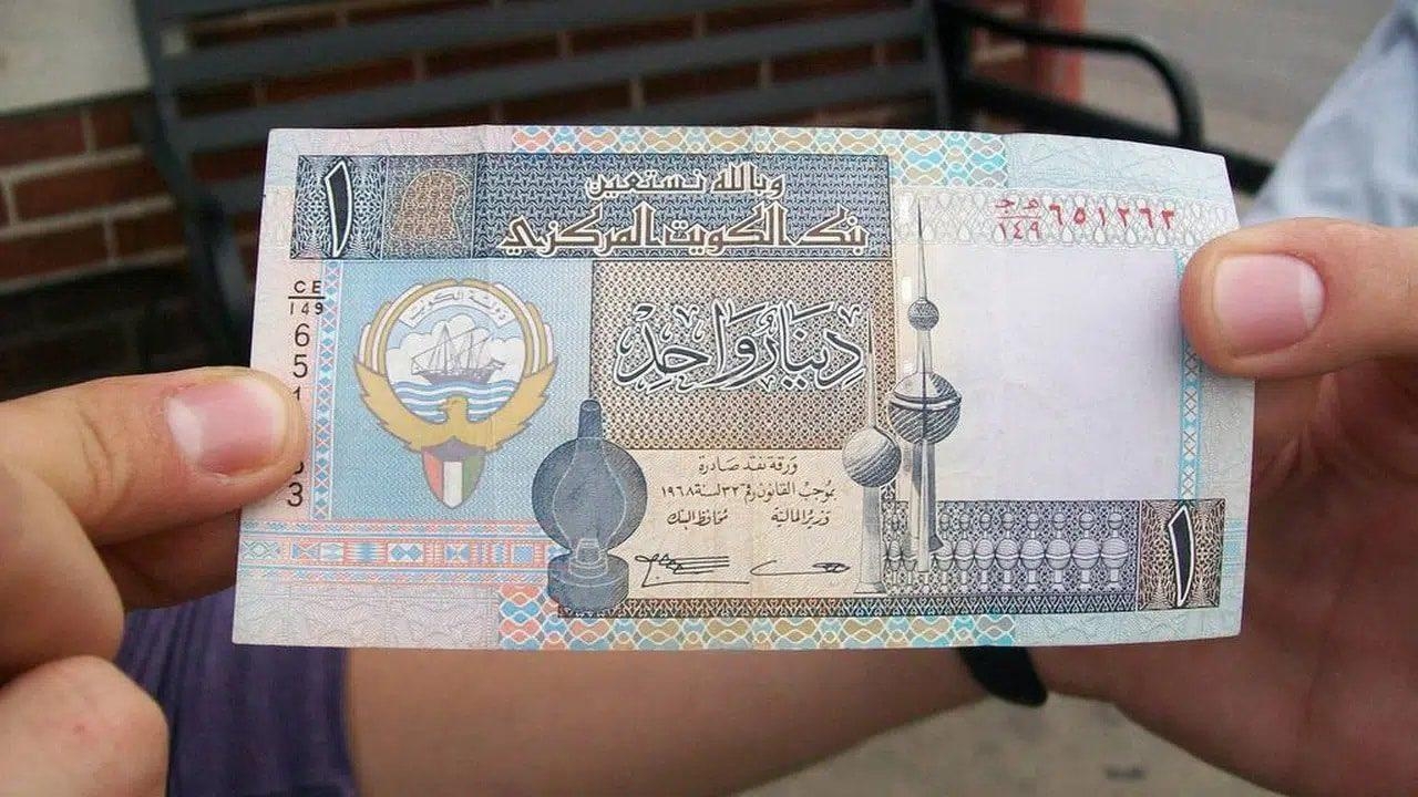استقرار سعر الدينار الكويتي اليوم السبت 24-5-2025 مقابل الجنيه