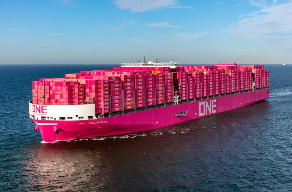 شركتا ONE وHapag-Lloyd للحاويات توقّعان أكثر من 30 عقد بناء سفن جديدة