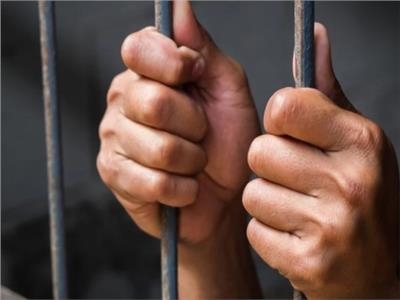 ضبط المتهمين بسحل شخص حاول الاعتداء على طالب في الدقهلية (فيديو)