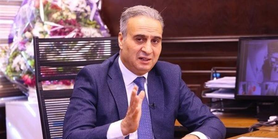 جهاز حماية المستهلك: ضبط مخزن لإعادة تعبئة مواد ومهمات البناء بالجيزة