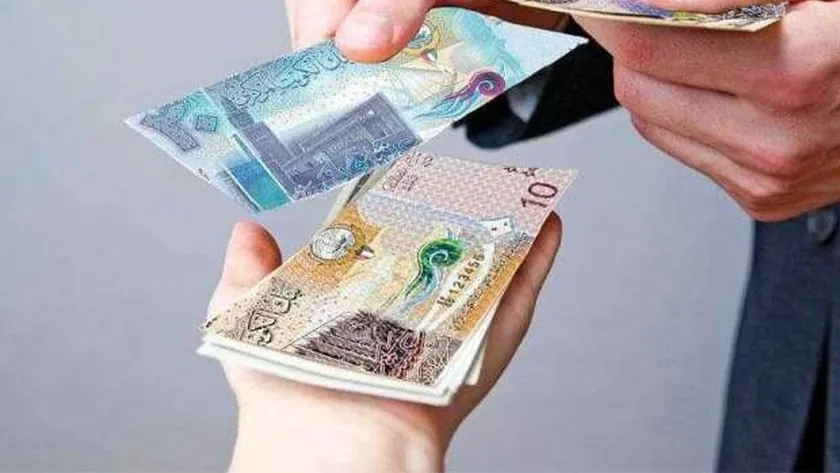 سعر الدينار الكويتي اليوم الأحد 4-5-2025 مقابل الجنيه المصري