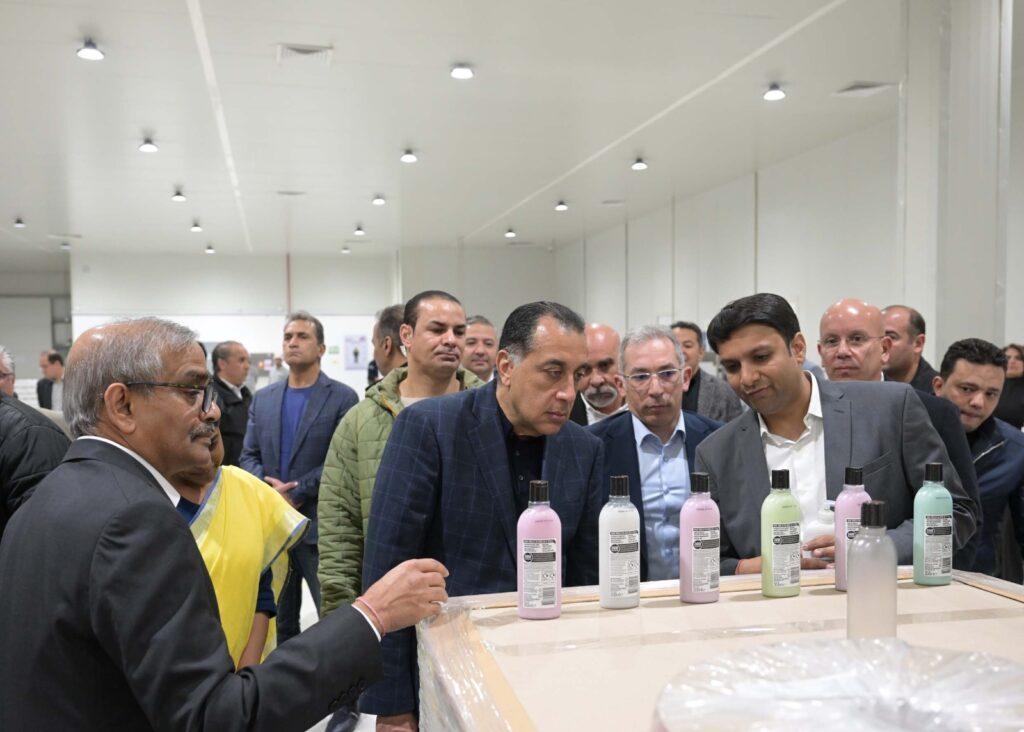 «باستثمارات 30 مليون دولار» .. رئيس الوزراء يفتتح مصنع «أبدوس إف إم سي جي» لمستحضرات التجميل