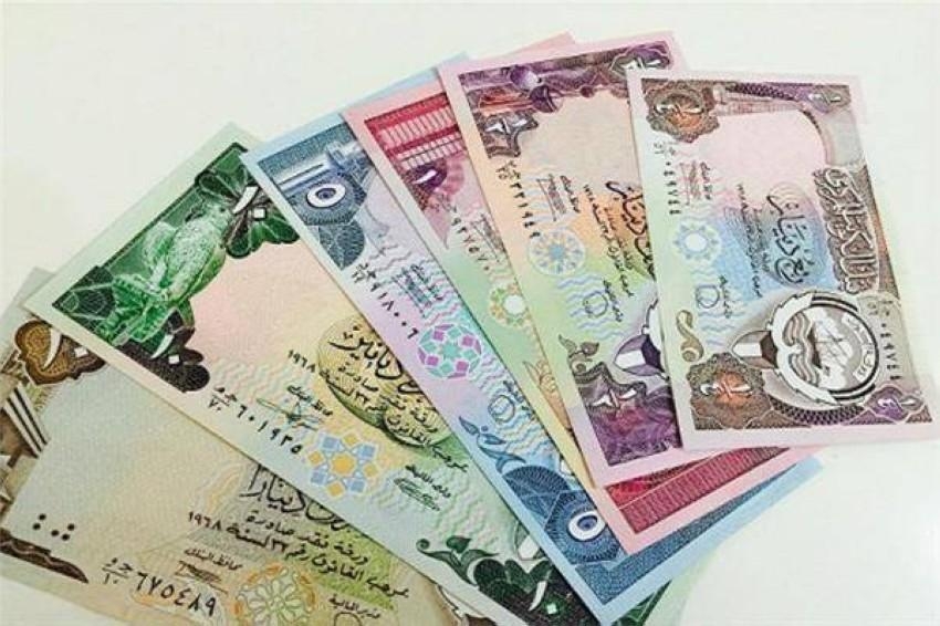 تراجع سعر الدينار الكويتي اليوم الإثنين 19-5-2025 في عدد من البنوك
