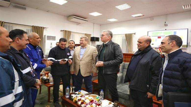 وزير البترول يشارك العاملين الإفطار الرمضاني بحقول «خالدة وبدر الدين وعجيبة والحفر»