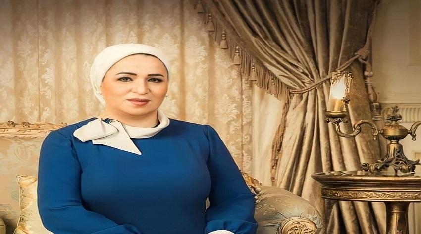 بخلاف توليها الرئاسة الشرفية.. الهلال الأحمر المصري: السيدة الأولى شاركت في تجهيز المساعدات لـ"قطاع غزة"