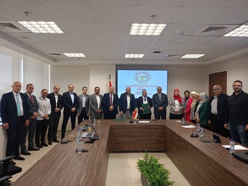 «المصرية لنقل الكهرباء» توقع عقد توسيع محطة محولات جنوب الكيان