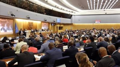 المنظمة البحرية الدولية تُقرّ لوائح «صافي الصفر» للشحن العالمي