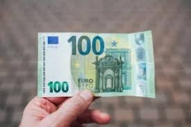 سعر اليورو اليوم الأحد 6-4-2025 أمام الجنيه في نهاية التعاملات