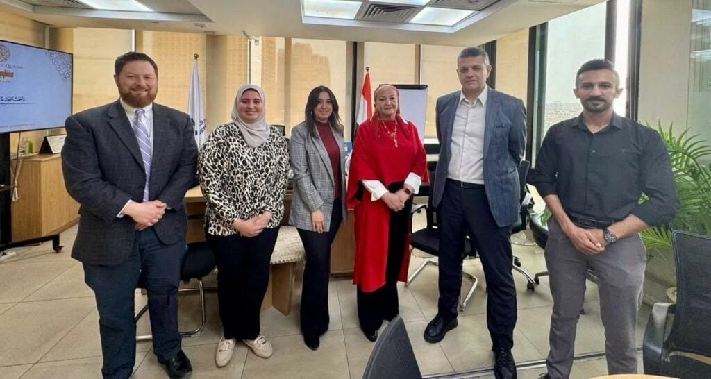 «الصناعات الغذائية» تبحث مع الملحق الزراعي الأمريكي التبادل التجاري وتعزيز التعاون المشترك