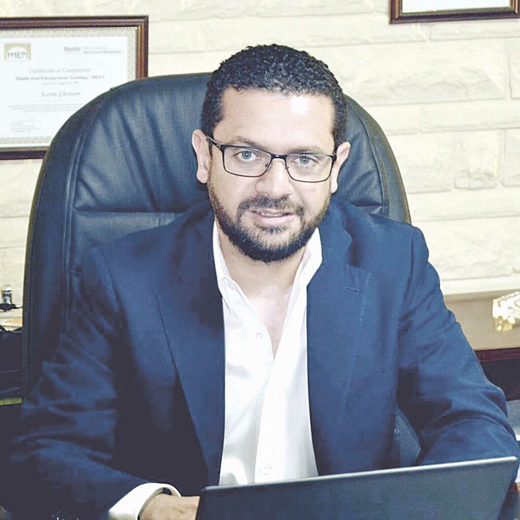 هل تصبح الهند الملاذ الآمن لإنتاج هواتف «أبل»؟