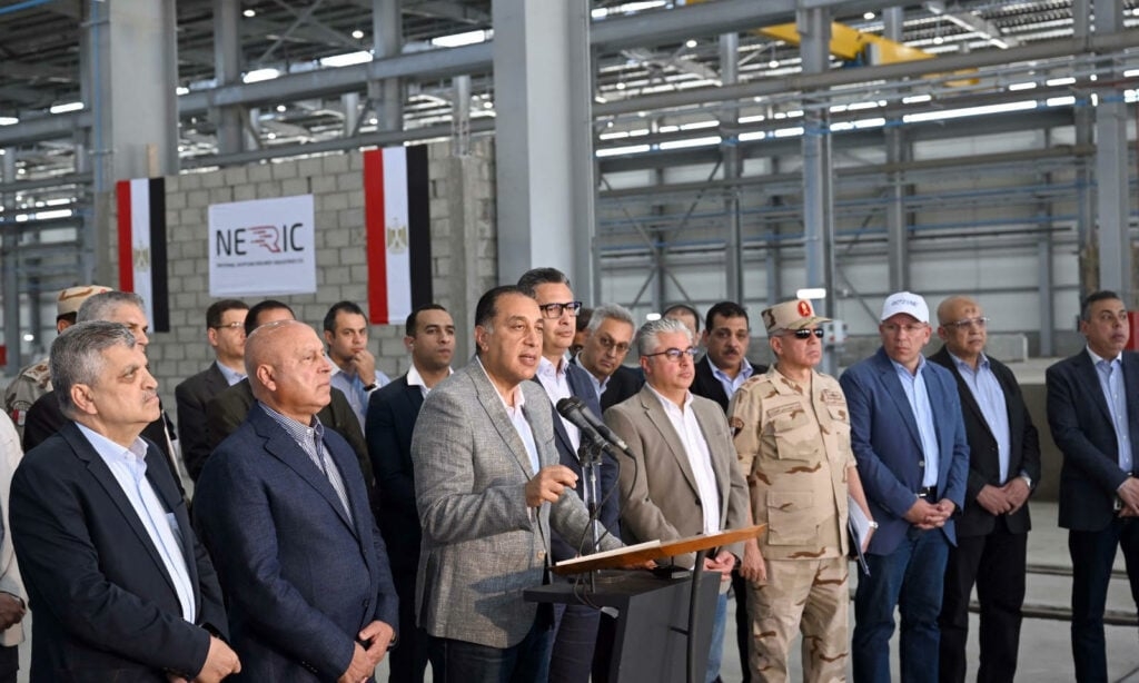 رئيس الوزراء يرد على اللغط بشأن عقد تطوير منطقة صناعية مع «موانئ أبوظبي»