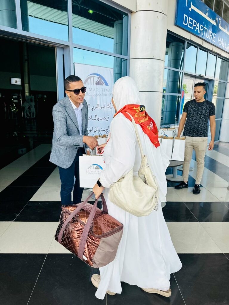 انطلاق أول أفواج الحج البري من ميناء نويبع البحري