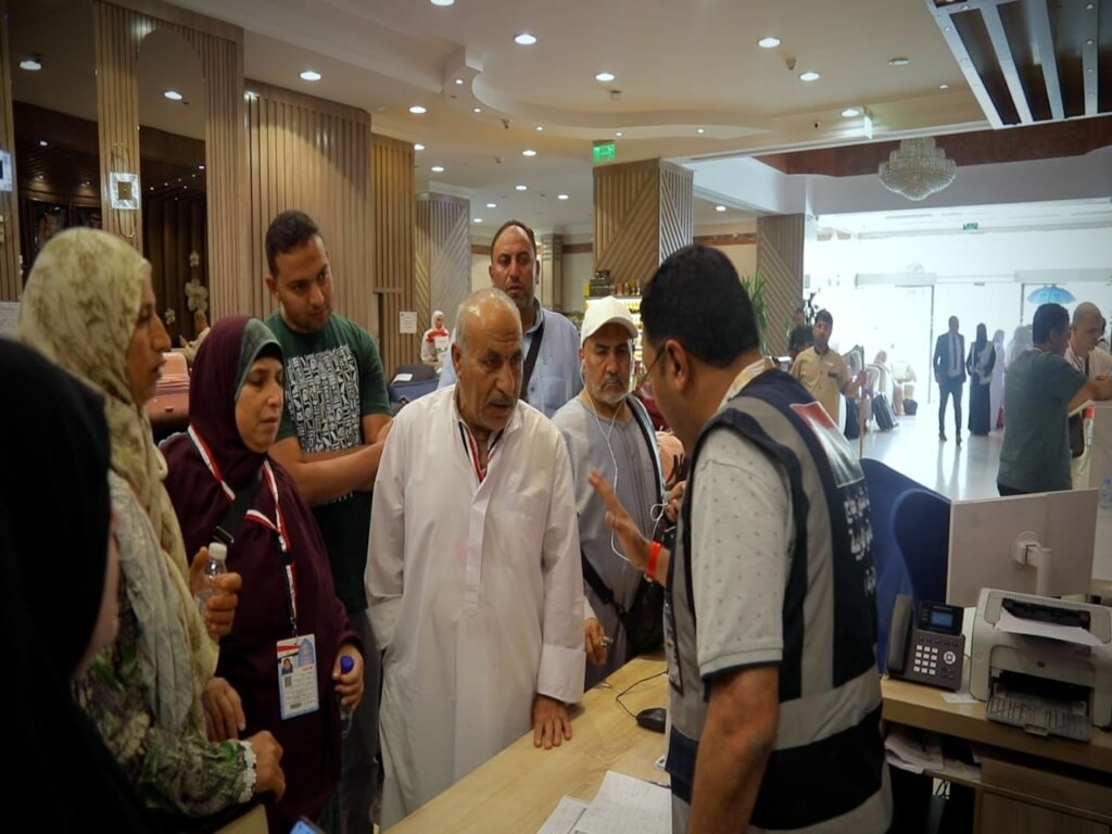 بعثة حج القرعة تقدم خدمات متميزة لضيوف الرحمن في المدينة المنورة (فيديو)