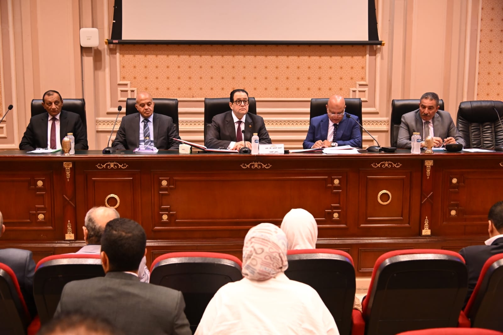 بإجمالى 21.9 مليار جنيه.. «نقل النواب» توافق على موازنة ميناء الإسكندرية 25-26