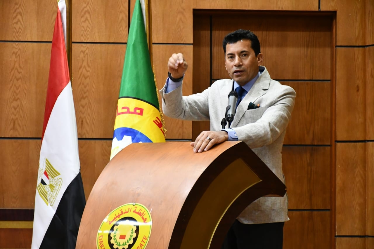 خلال جولته فى الدقهلية.. وزير الرياضة: ملتقيات الحوار الوطنى الشبابى تتيح الفرصة لتبادل وجهات النظر