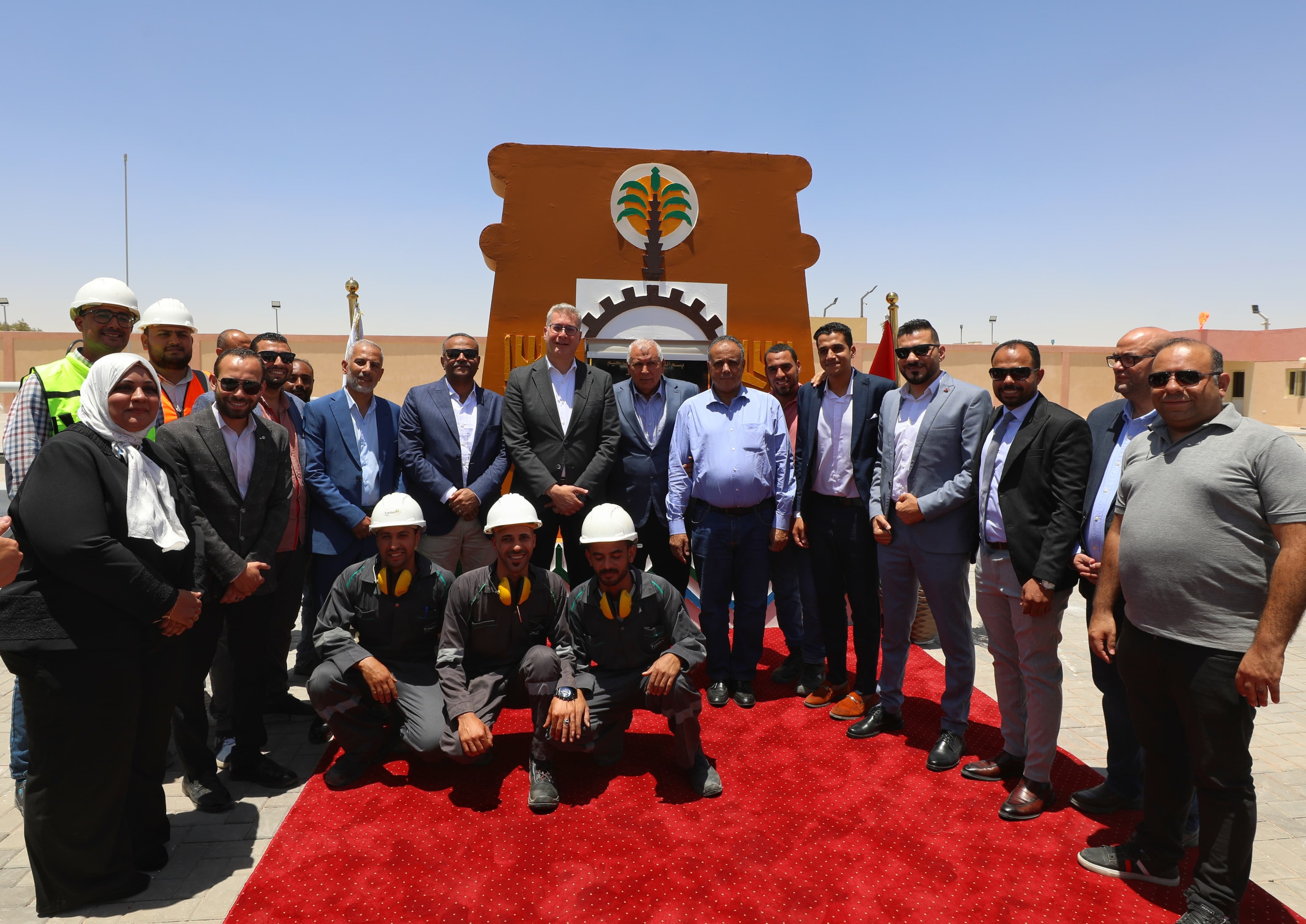 وزير البترول يفتتح محطة الغاز المغذية لمدينة الخارجة بالوادي الجديد