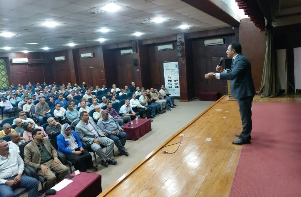 القابضة لكهرباء مصر تنظم ندوة توعية للمهندسين والفنيين عن السلامة والصحة المهنية بجنوب الدلتا للتوزيع