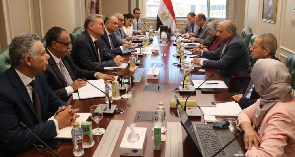 وزيرا الكهرباء والبترول يؤكدان توفير الوقود لتأمين تغذية الشبكة القومية خلال الصيف