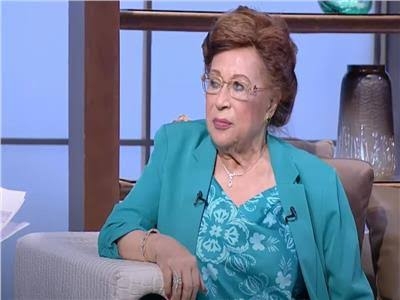 «قتل أم انتحار».. التحقيق في العثور على جثمان حفيد نوال الدجوي بفيلته بأكتوبر