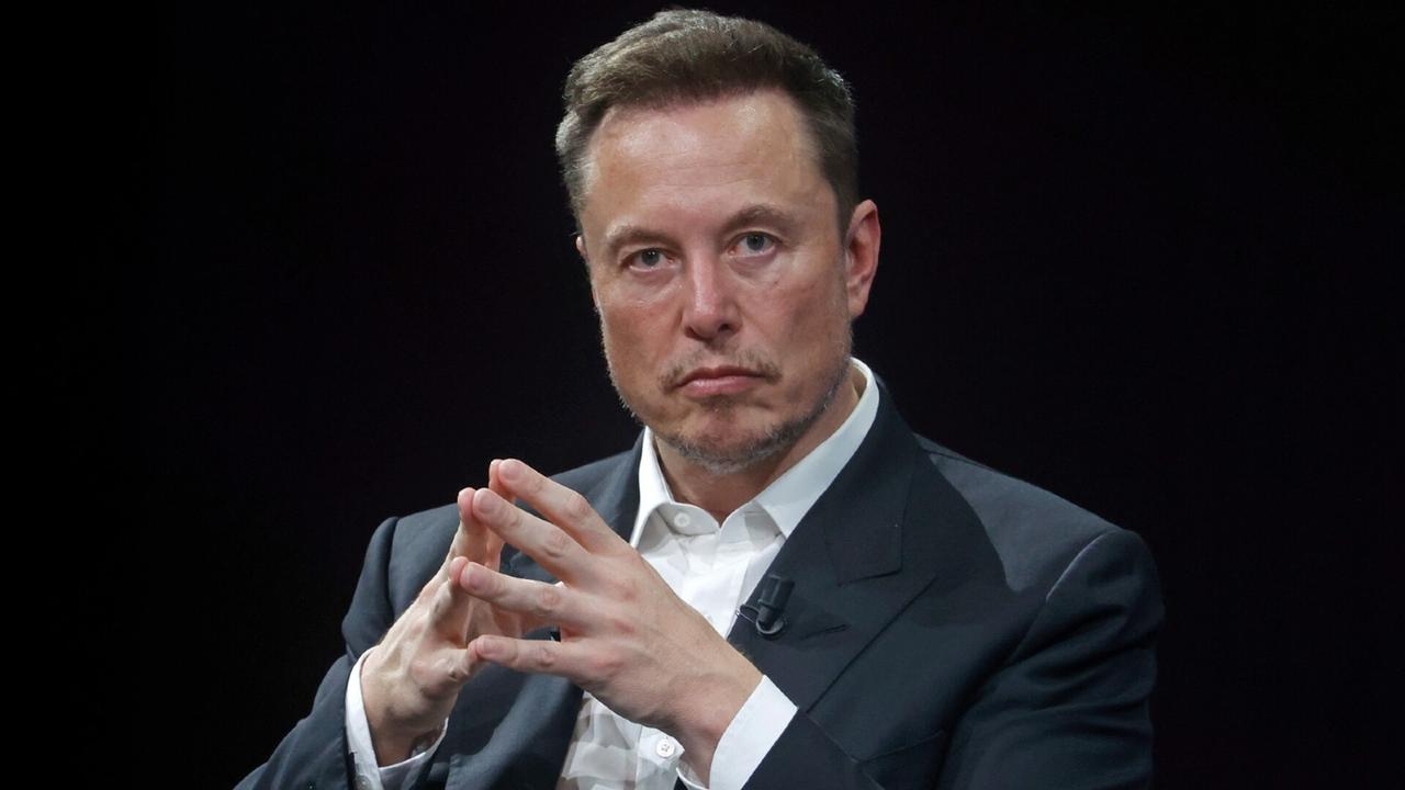 Elon Musk ‘right at the forefront' of AI danger awareness