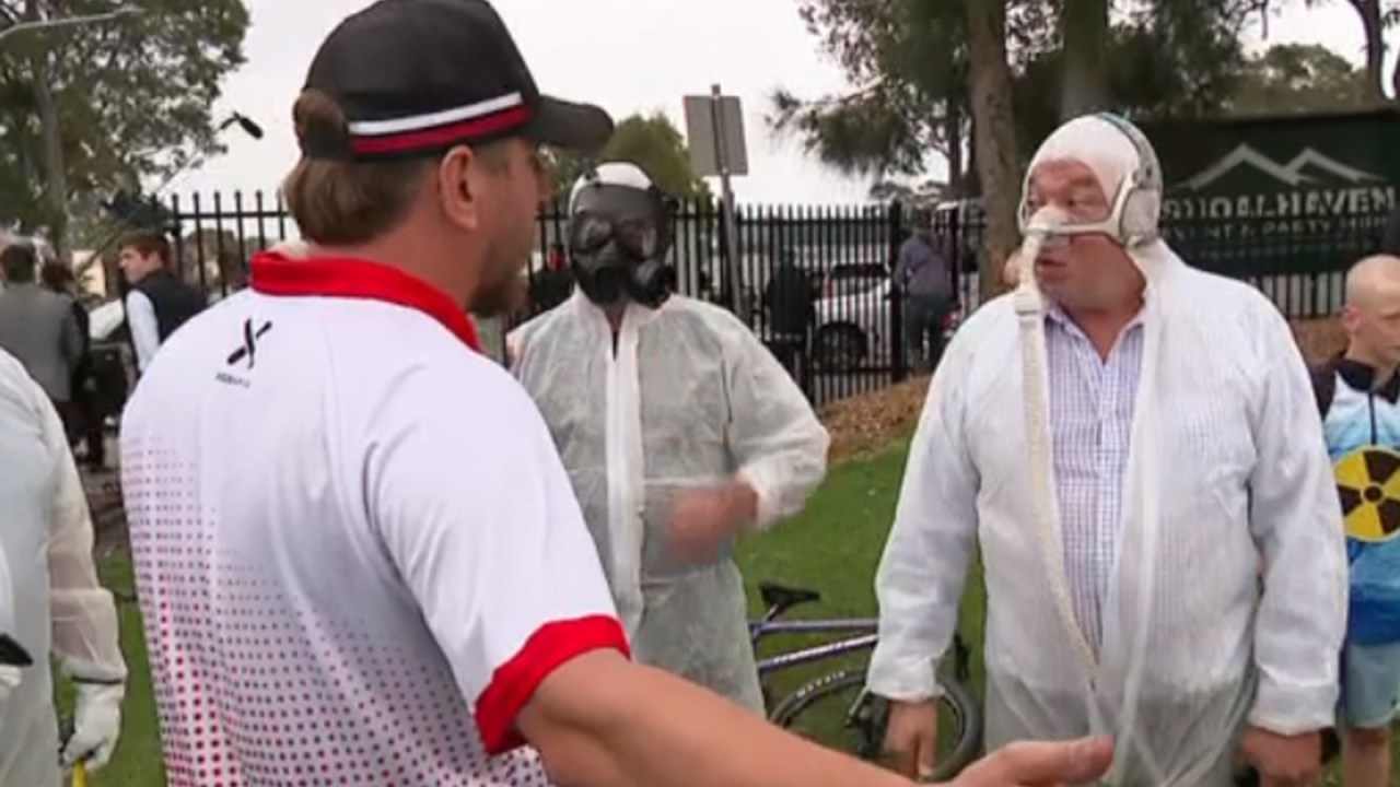 Anti-nuclear protesters appear at Dutton campaign event in Gilmore, NSW, clashing with voters and delaying press conference