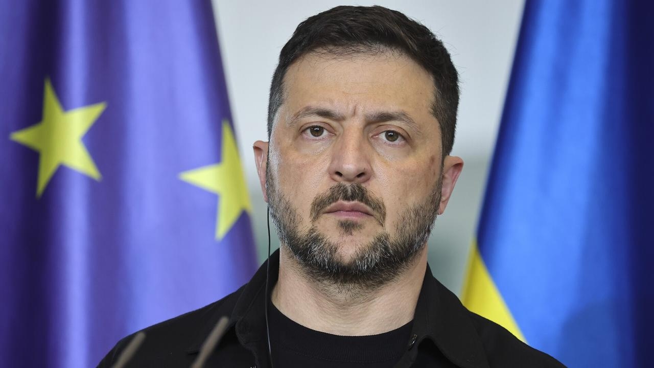 Zelensky makes ‘indications' he may be willing to cede land to Russia