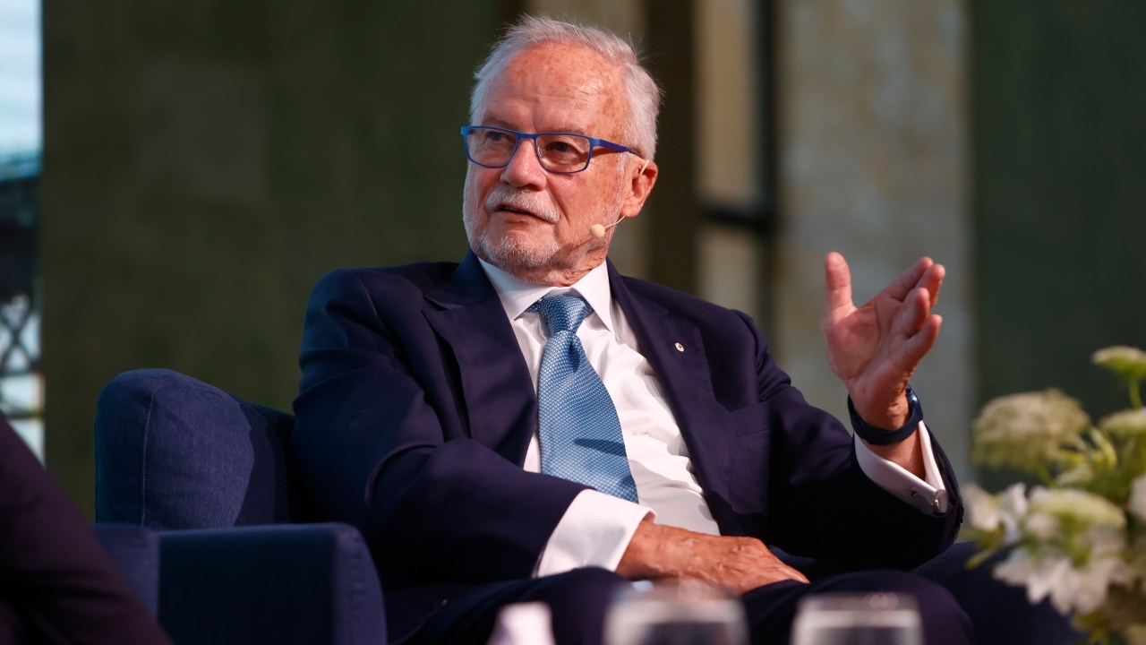 Australian economy 'heading towards socialism' claims former Business Council of Australia president Tony Shepherd