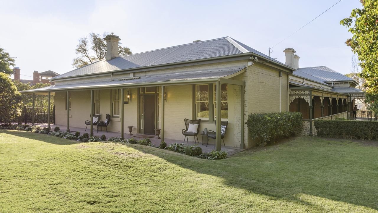 Spellbinding heritage home Newtown Brae made for garden parties, backyard cricket