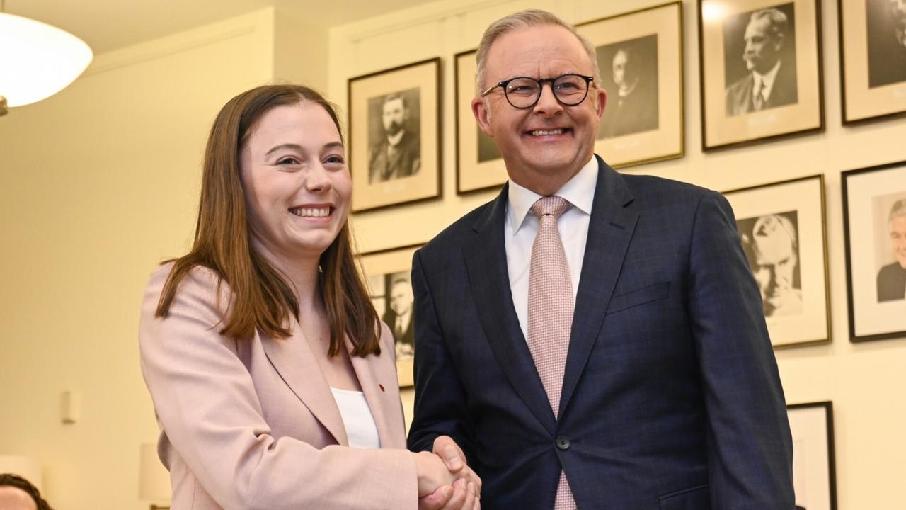 Labor senator acknowledges 250 nations across Australia