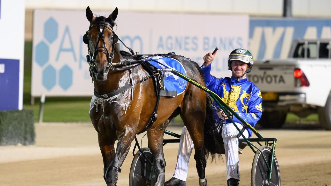 Star Australian trotter The Locomotive has a horror barrier in the toughest heat to qualify for the prestigious Elitlopp in Stockholm