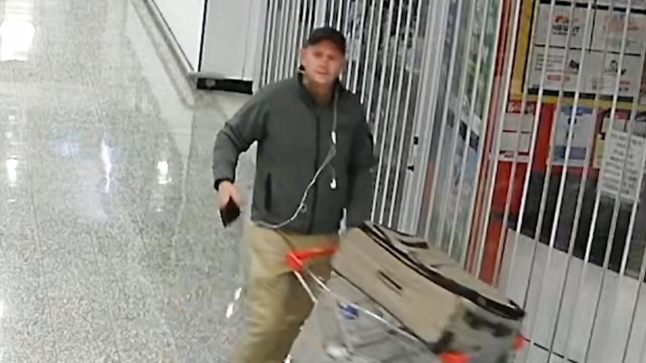 ‘Bizarre': Shoe thief's head-scratching spree