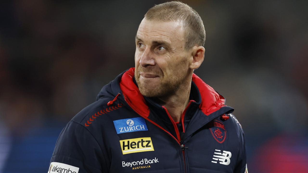 Melbourne stuns AFL by sacking premiership coach Simon Goodwin