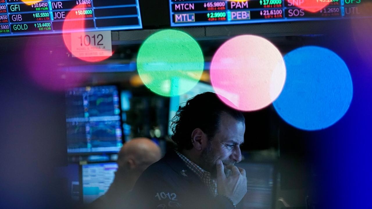 ‘Little signs of being resolved': Trade tensions continue to ‘dog the market'