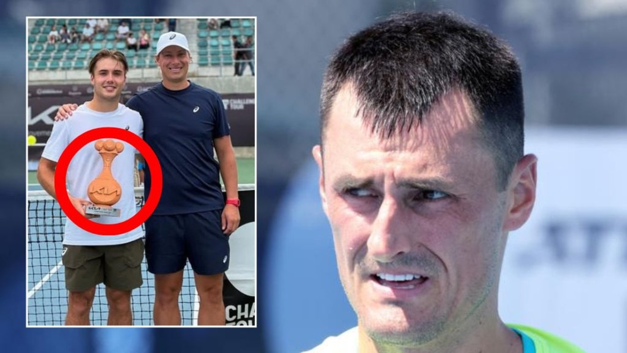 Shock Tomic move stuns as Aussie sacrifices title to chase real comeback dream