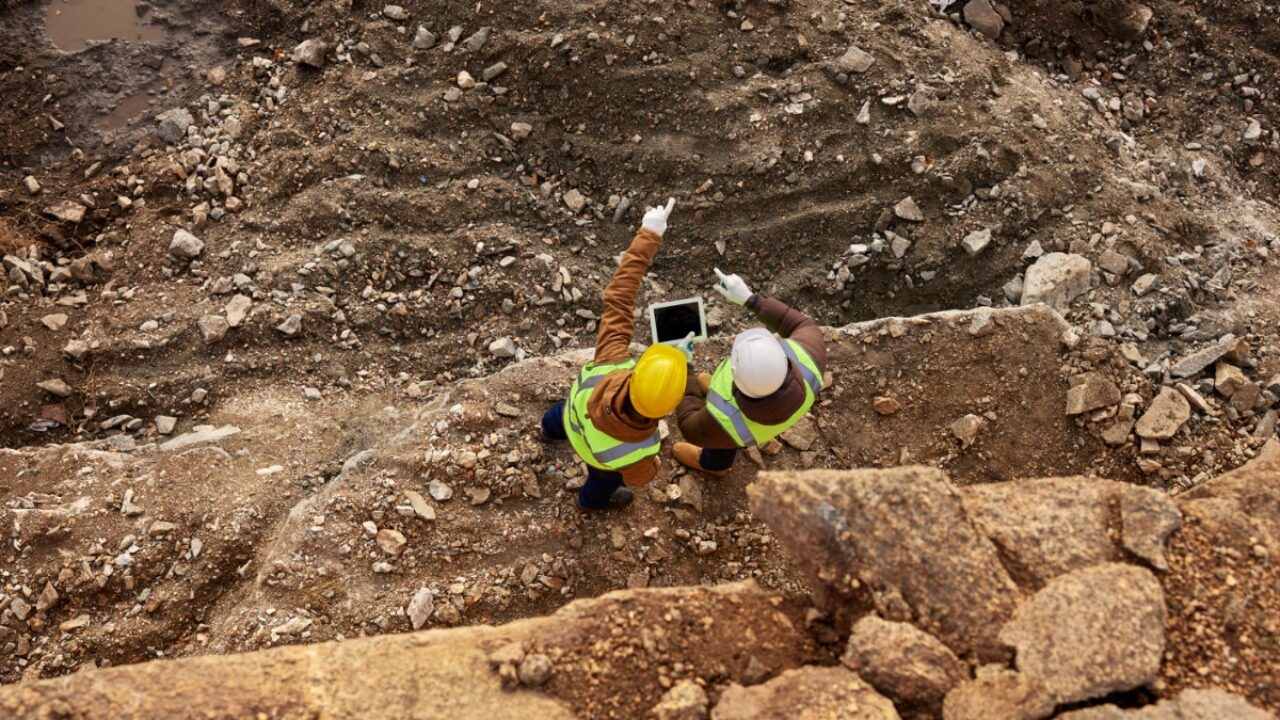 ITM on tail of Reynolds Range antimony