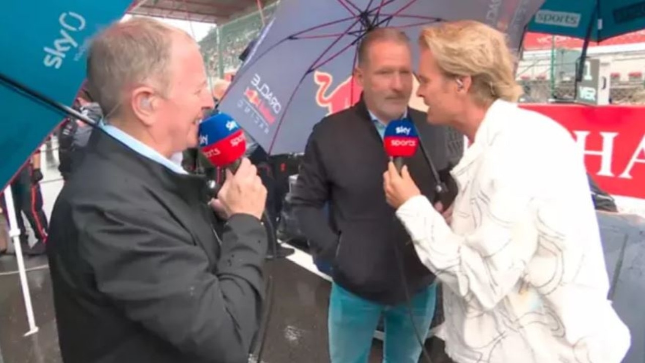 ‘Awkward': Fans in disbelief as Nico Rosberg gatecrashes Jos Verstappen gridwalk interview
