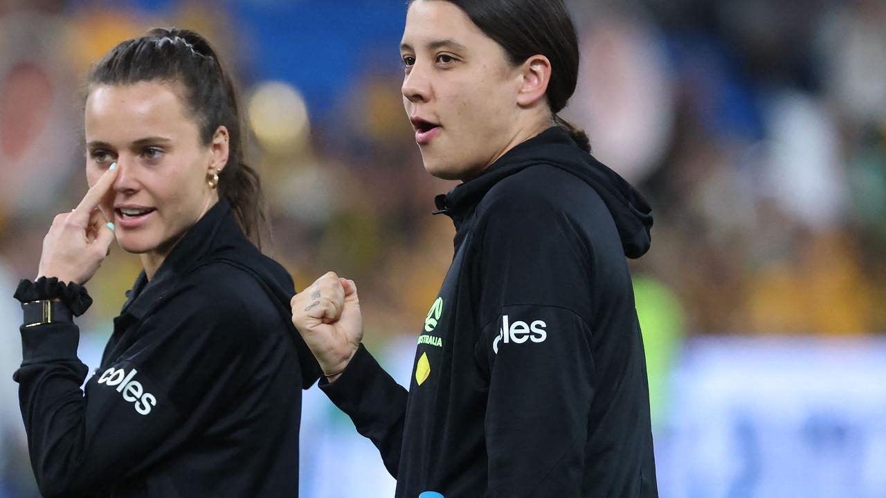 Sam Kerr begins running in Spain and now joins Matildas in Perth