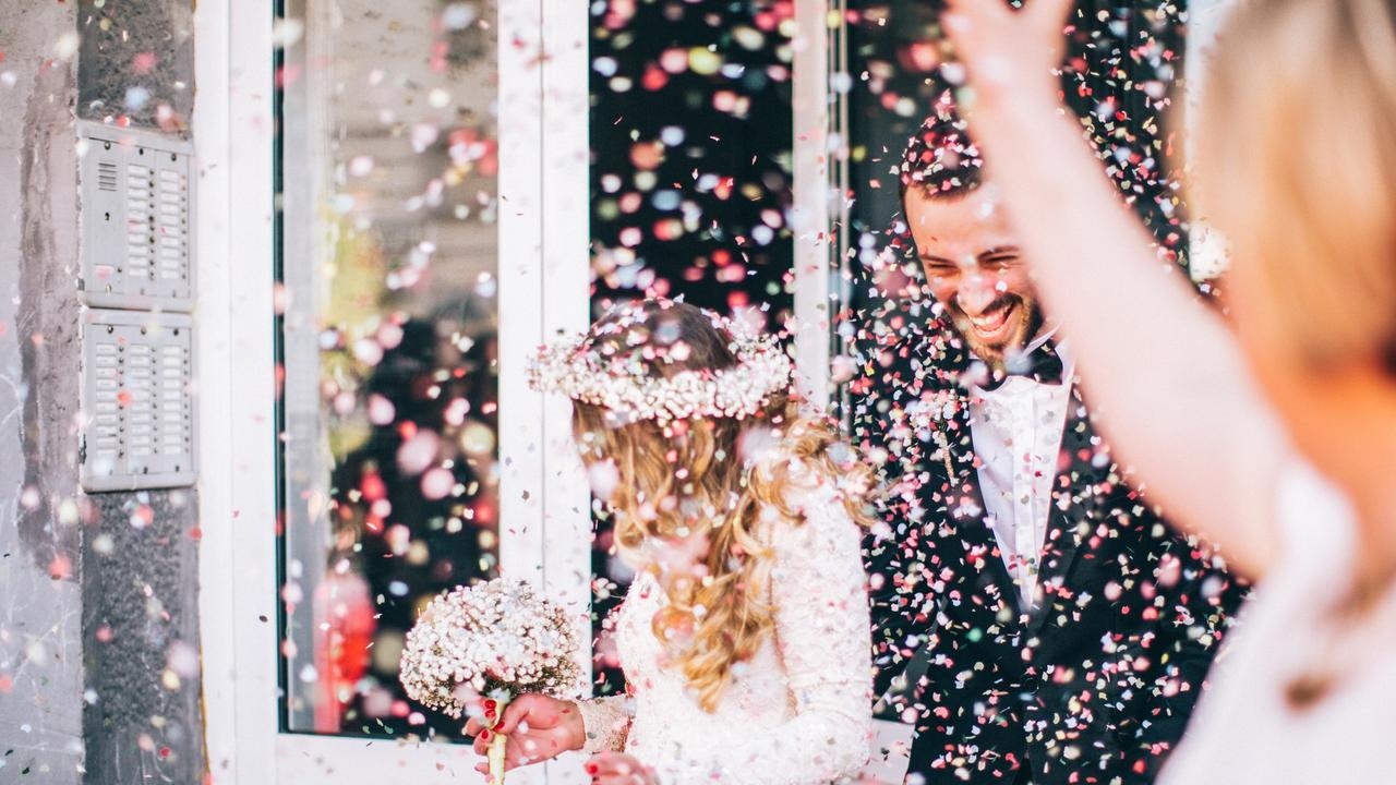 Marriage numbers rise, divorce rates down, ABS figures show