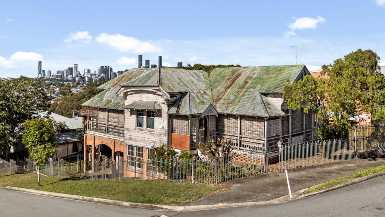 ‘Insane': Run-down home sells for $3 million