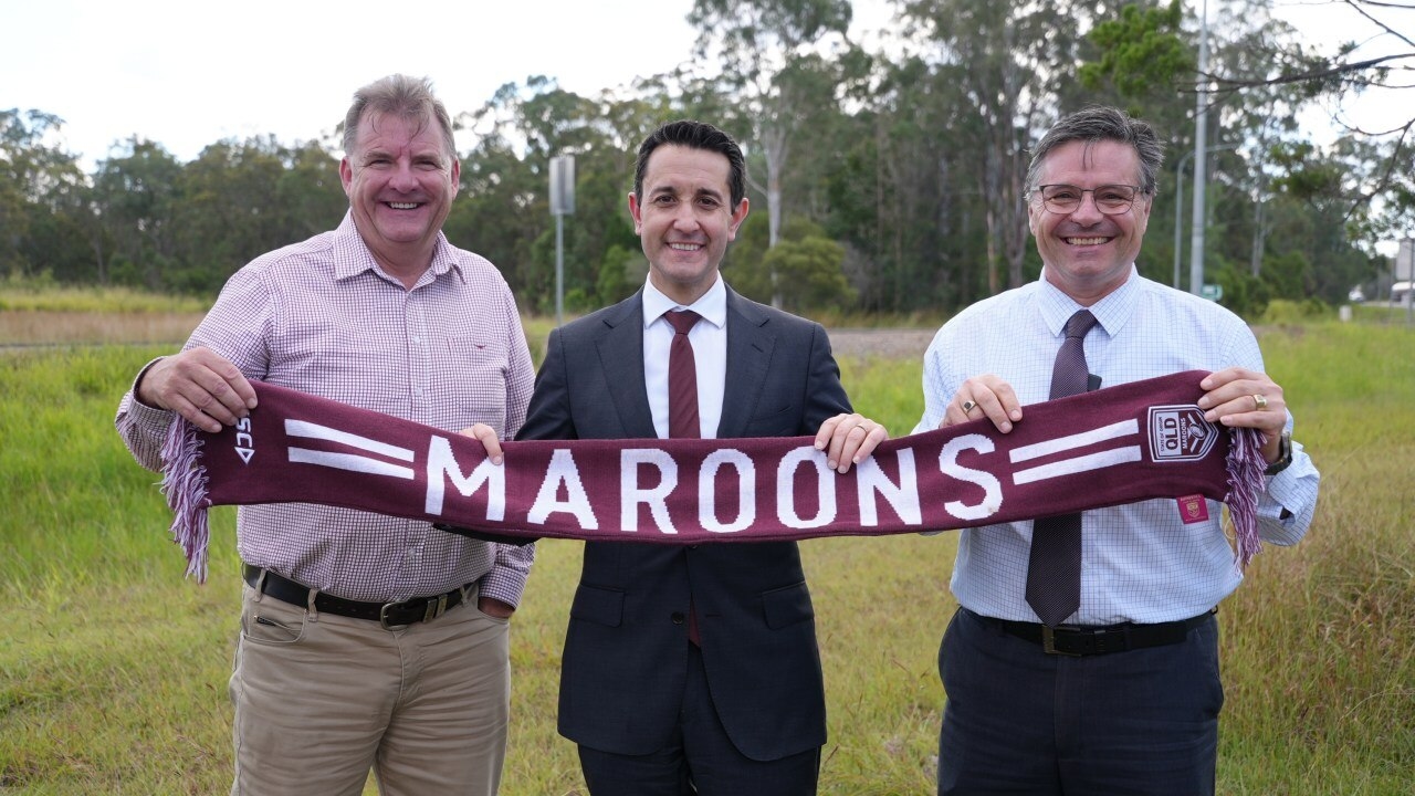 ‘Go Queensland': NSW premier to promote Queensland tourism after losing State of Origin bet with Crisafulli