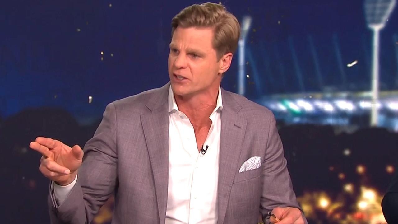 ‘You should apologise': AFL legend, journo in heated clash