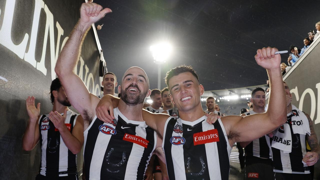 AFL 2025: Collingwood will keep Steele Sidebottom and Darcy Moore on ice for its clash with North Melbourne