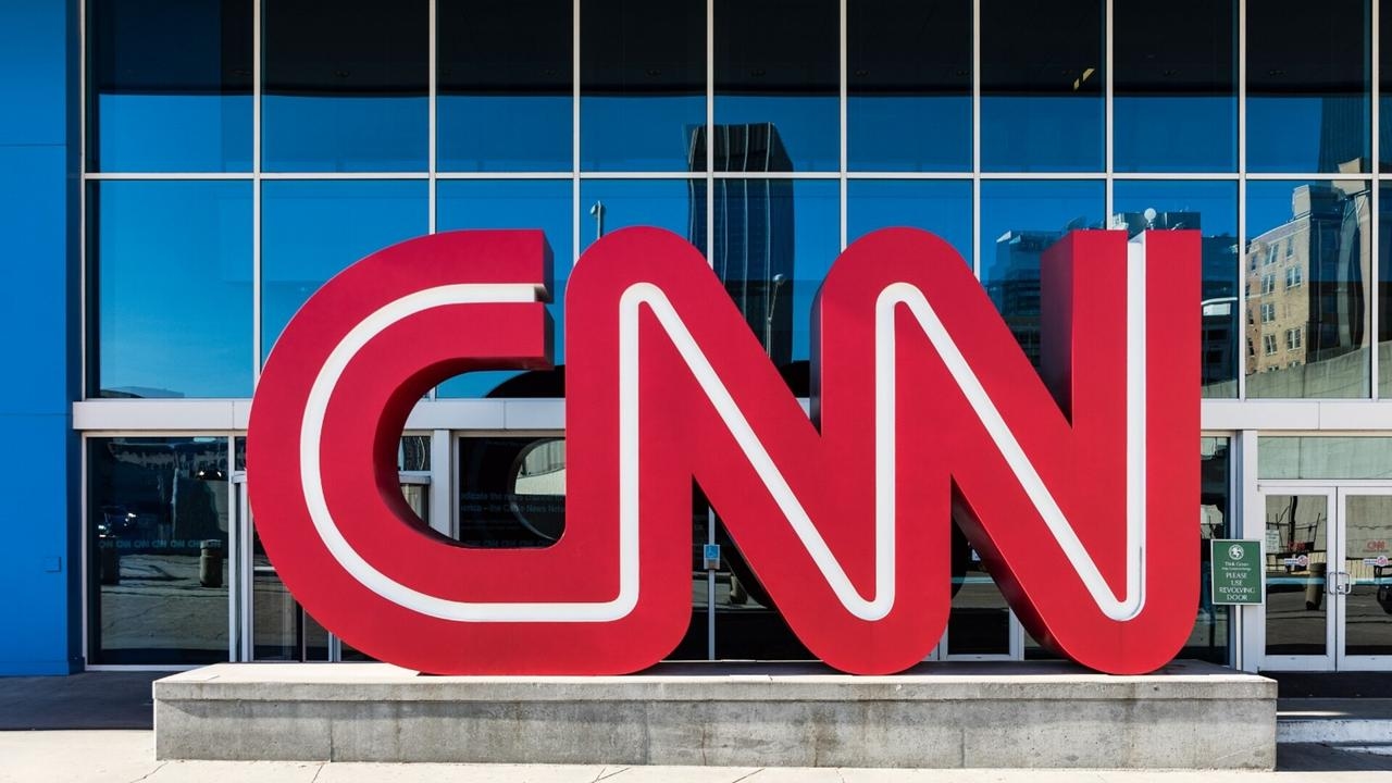 CNN finds itself in ‘hot water' for promoting controversial ICE tracking app