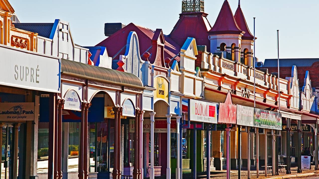 Diggers and Dealers: Hannan Street bids farewell and so does Gold Road