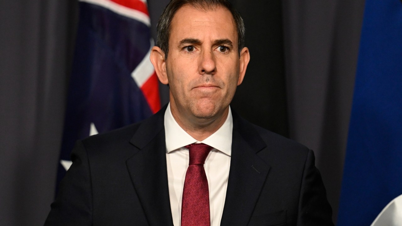 ‘Modern day Robin Hood': Treasurer Jim Chalmers set to get backing from Greens on super tax as Coalition rip the reforms as ‘immoral'